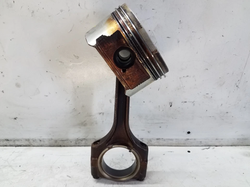 Honda Accord 1998-2002 pistón motor 2,3 L con biela 4 cilindros (M137) Foto 2 de 4