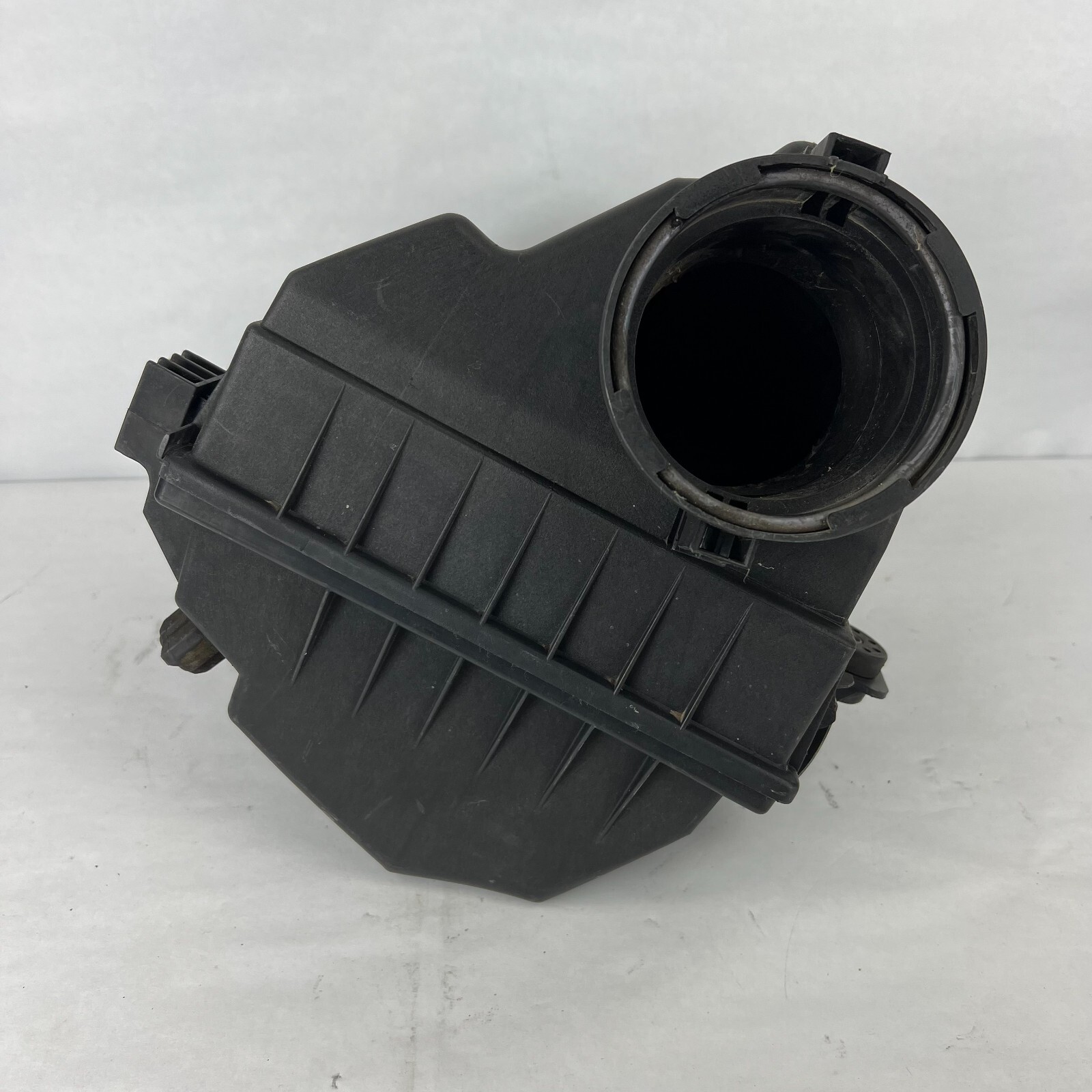 1999 2000 2001 Bentley Arnage Green Label 4.4L Air Cleaner Filter Box PF25791PC
