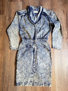 paris blues denim dress Thats So Fetch | INFL Coco beautifully accented with pretty Style:Dress ( Front Zip)