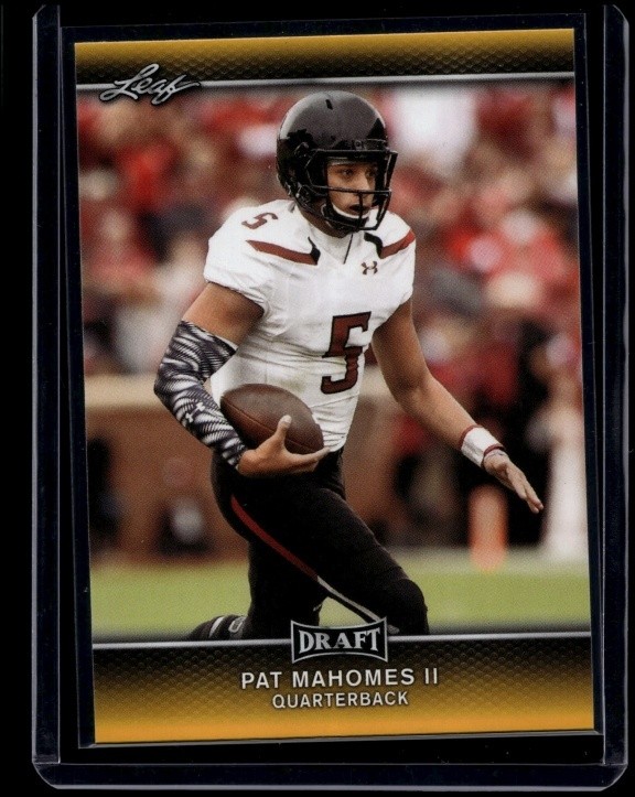 2017 Leaf Draft Pat Mahomes II #56 Gold Rookie