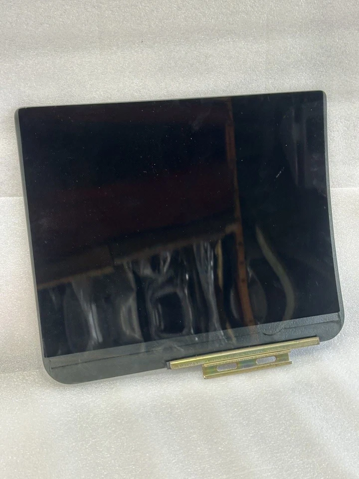 Mitsubishi Montero Sport 1999 lado derecho pasajero puerta trasera ventana de cristal Foto 2 de 4