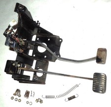 71-78 1977 Toyota Fj40 Land Cruiser Oem Used Clutch Brake Pedal Assembly Brkt