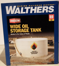 Walthers - Wide Oil Storage Tank 913-3167