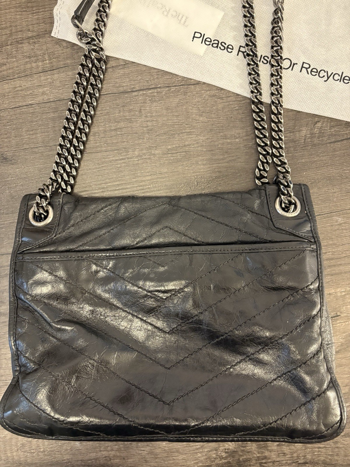 SAINT LAURENT Borsa a tracolla YSL Niki Medium nera