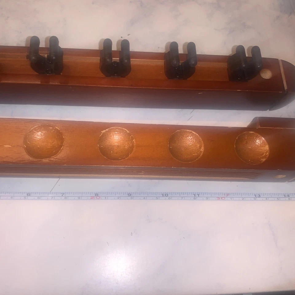 Taco de billar/piscina de madera dura montado en la pared de 2 piezas, 6 tacos Foto 2 de 4