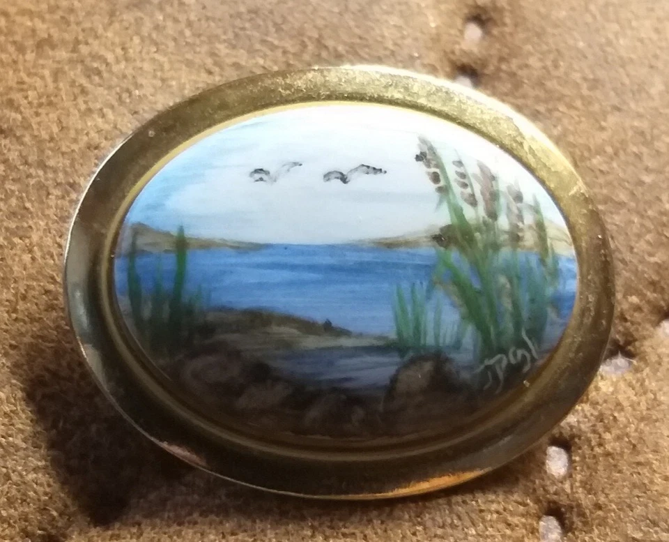 Vintage Brosche mit Miniaturmalerei Bodden Meer See Möve HANDGEMALT & SIGNIERT!! - Bild 2 von 4