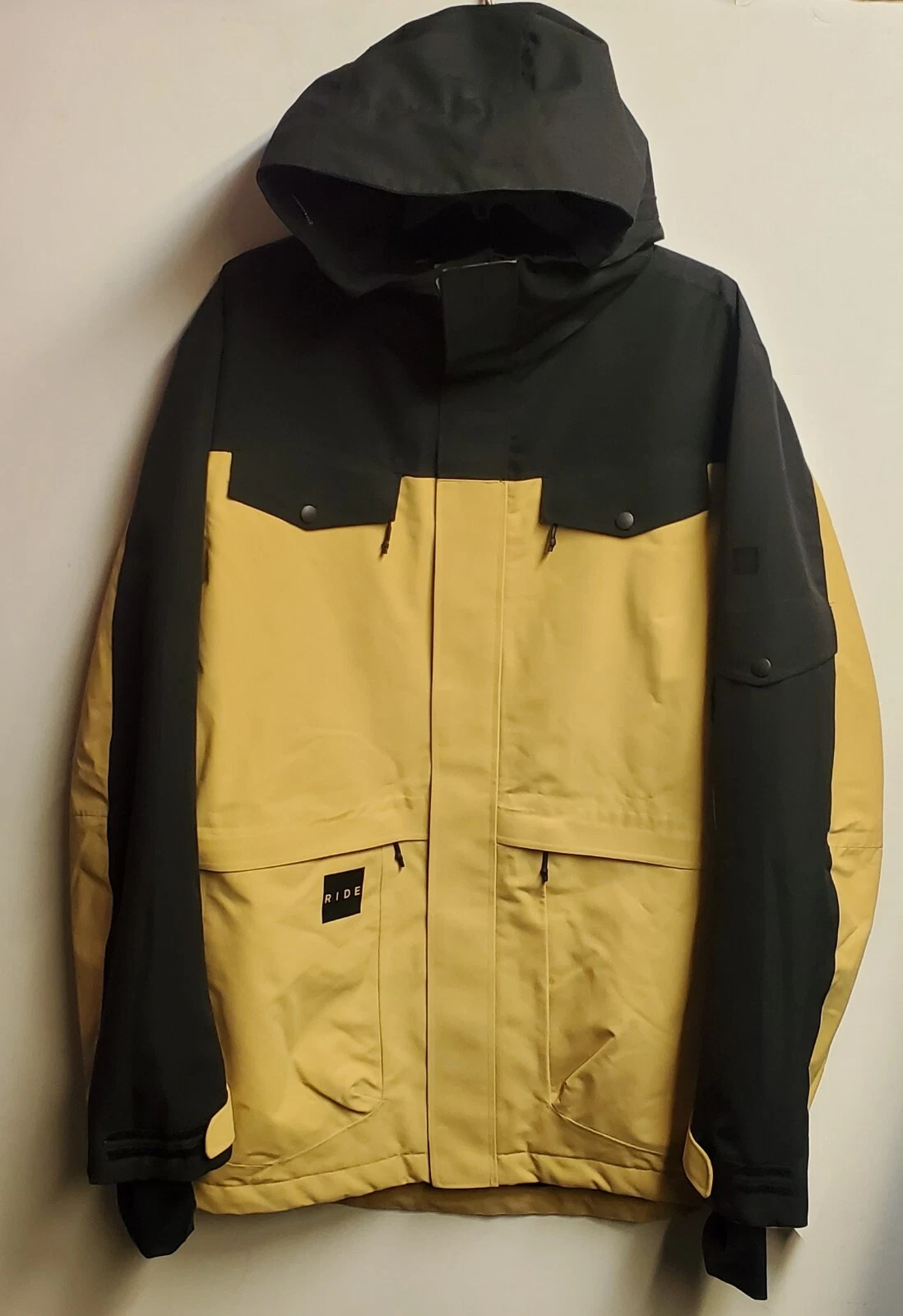 RIDE Snowboards Men's Snow Jacket - Black Ripstop / Desert Oxford - Large - NWT