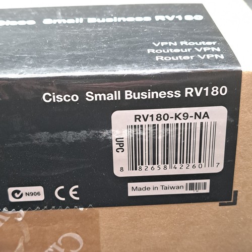 Cisco RV180 VPN Router - Picture 6 of 7