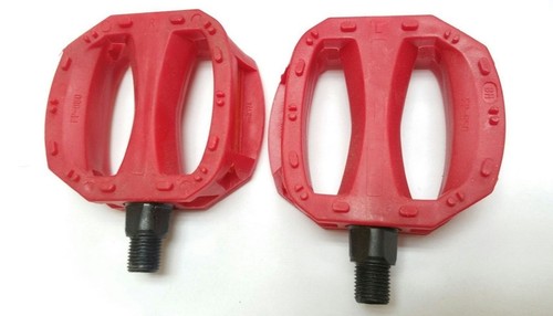 1/2" RED Durable Nylon Plastic Pedals 3"x3" Kids Bmx Pedal one piece cranksets