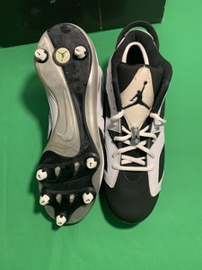 jordan cleats size 6
