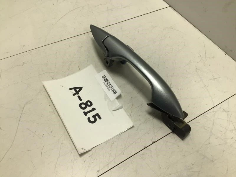 Honda Odyssey 2007 manija de puerta exterior del lado del pasajero trasero derecho OEM+ Foto 2 de 4