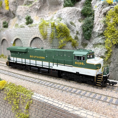 Locomotive diesel GE ES44AC Norfolk Southern n° 8099, livrée Southern Railway, E | Condition: Neuf