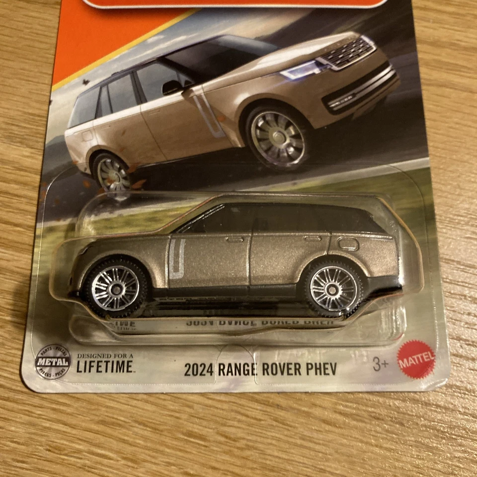 MATCHBOX 2025 #32 NEW MODEL GOLD 2024 RANGE ROVER PHEV HYBRID ELECTRIC Lot OF 4 - Image 2 of 4