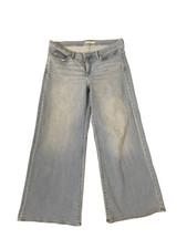 Levi  s 318 Shaping Wide Leg Jeans Light Wash Women  s Size 34
