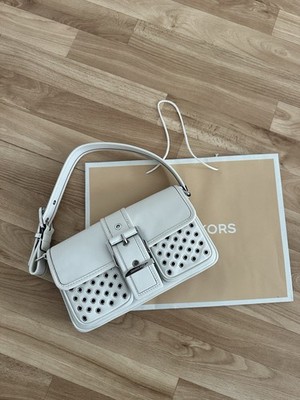 Michael Kors Colby Medium Grommeted Leather Shoulder Tasche Weiß