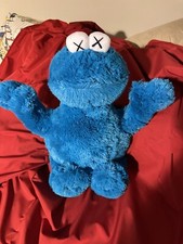 NWT  1 KAWS x UNIQLO x SESAME STREET BLUE COOKIE MONSTER PLUSH RARE