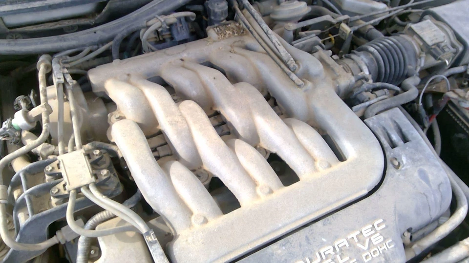 1999 2000 2001 2002 Mercury Cougar Upper Intake Manifold Oem 2.5l - Image 4 of 4