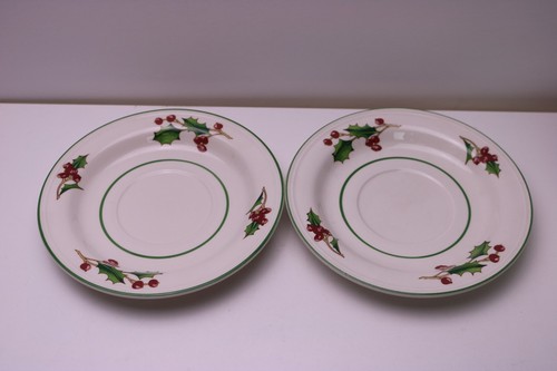 Weiße Weihnachten von Sango Fußtasse & Untertassen 2er Set grüne Stechpalme rote Beeren - Bild 3 von 5