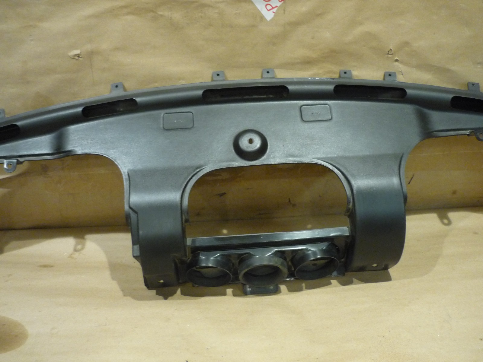 Ferrari 456 MGT/MGTA- Dash Air Diffuser LHD - P/N 65471800