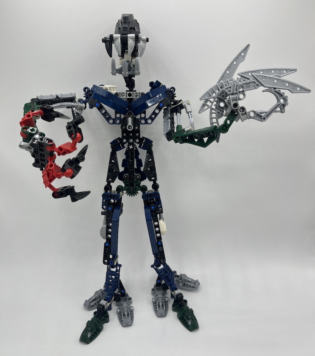 Lego Bionicle Ultimate Dume Set #10202 Incomplete (FREE SHIPPING)
