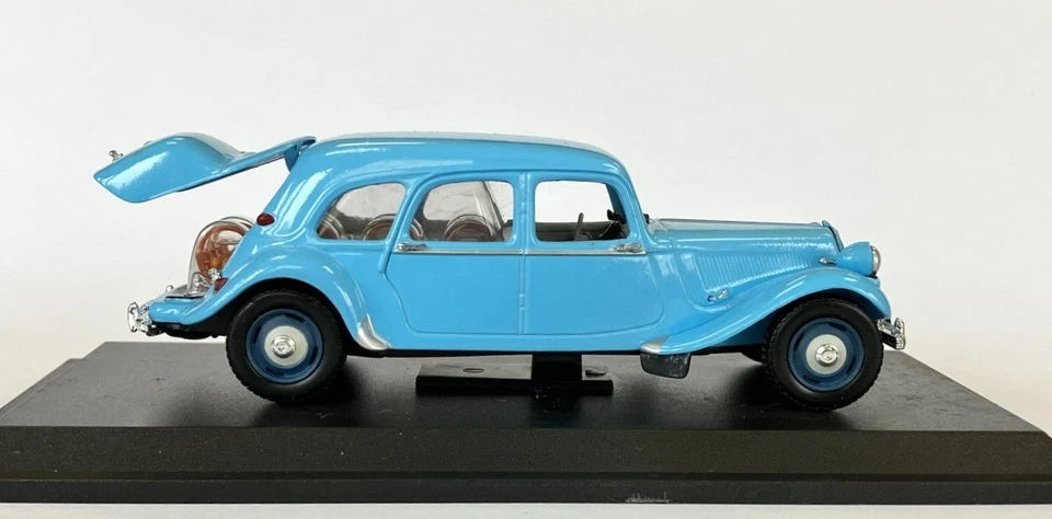 Universal Hobbies (UH) - Citroën Traction 11 commerciale (1955) - 1/43 - Photo 4/4