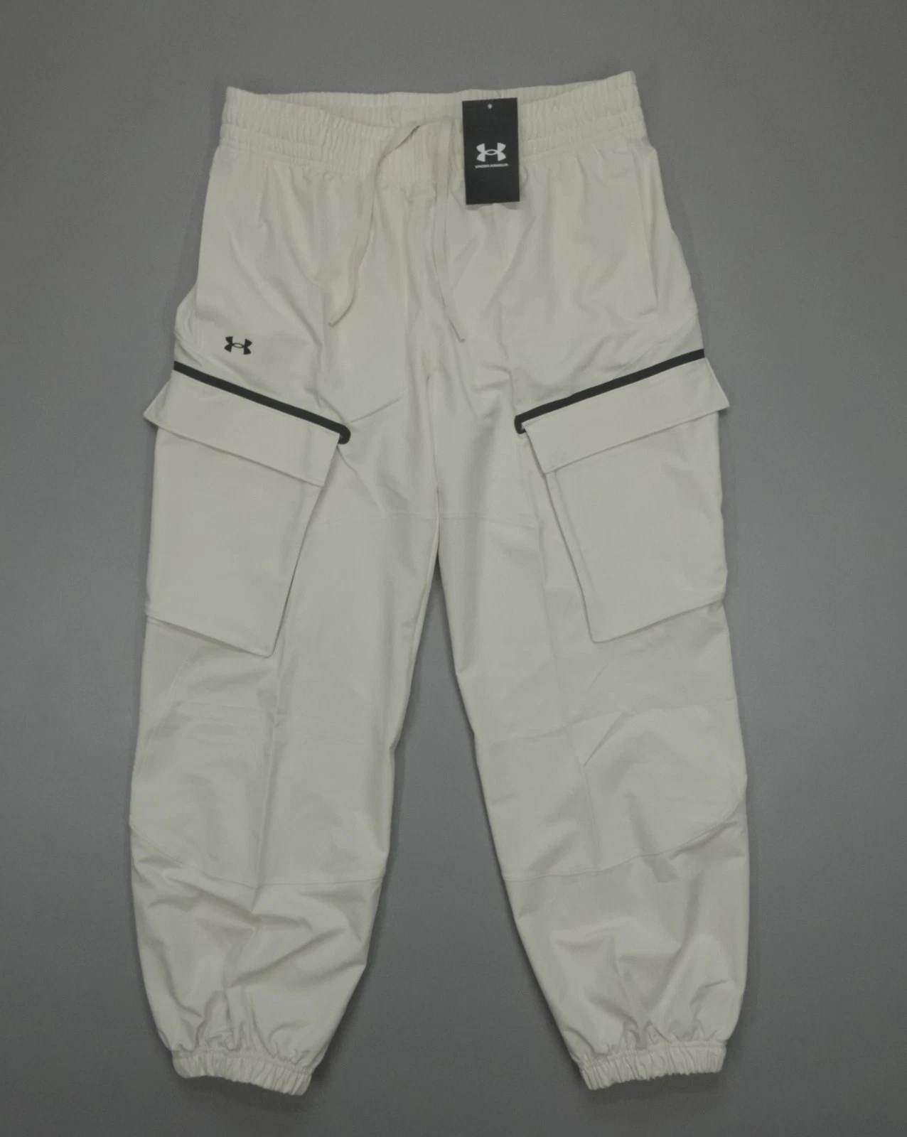 Under Armour Unstoppable Cargo Pants Women's Size M Loose Fit Beige $90