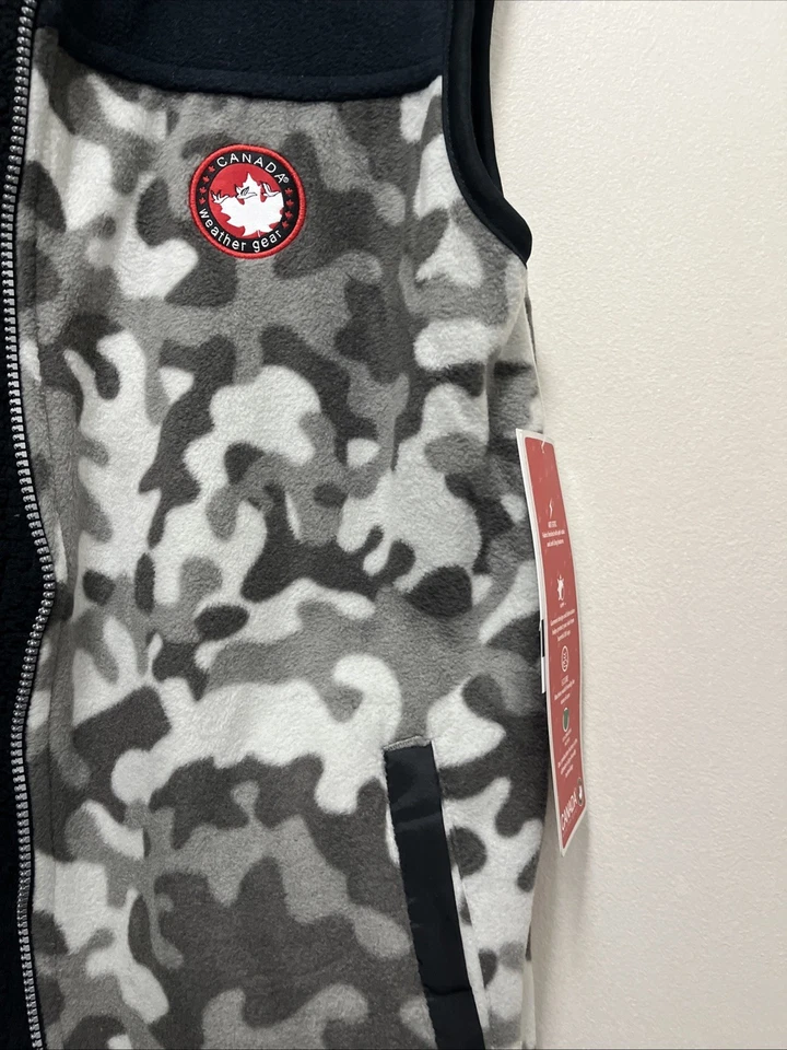 New Camo Canada  Vest w/Tags Size S/M Winter Layer | Outdoor Hiking  - Image 3 of 4
