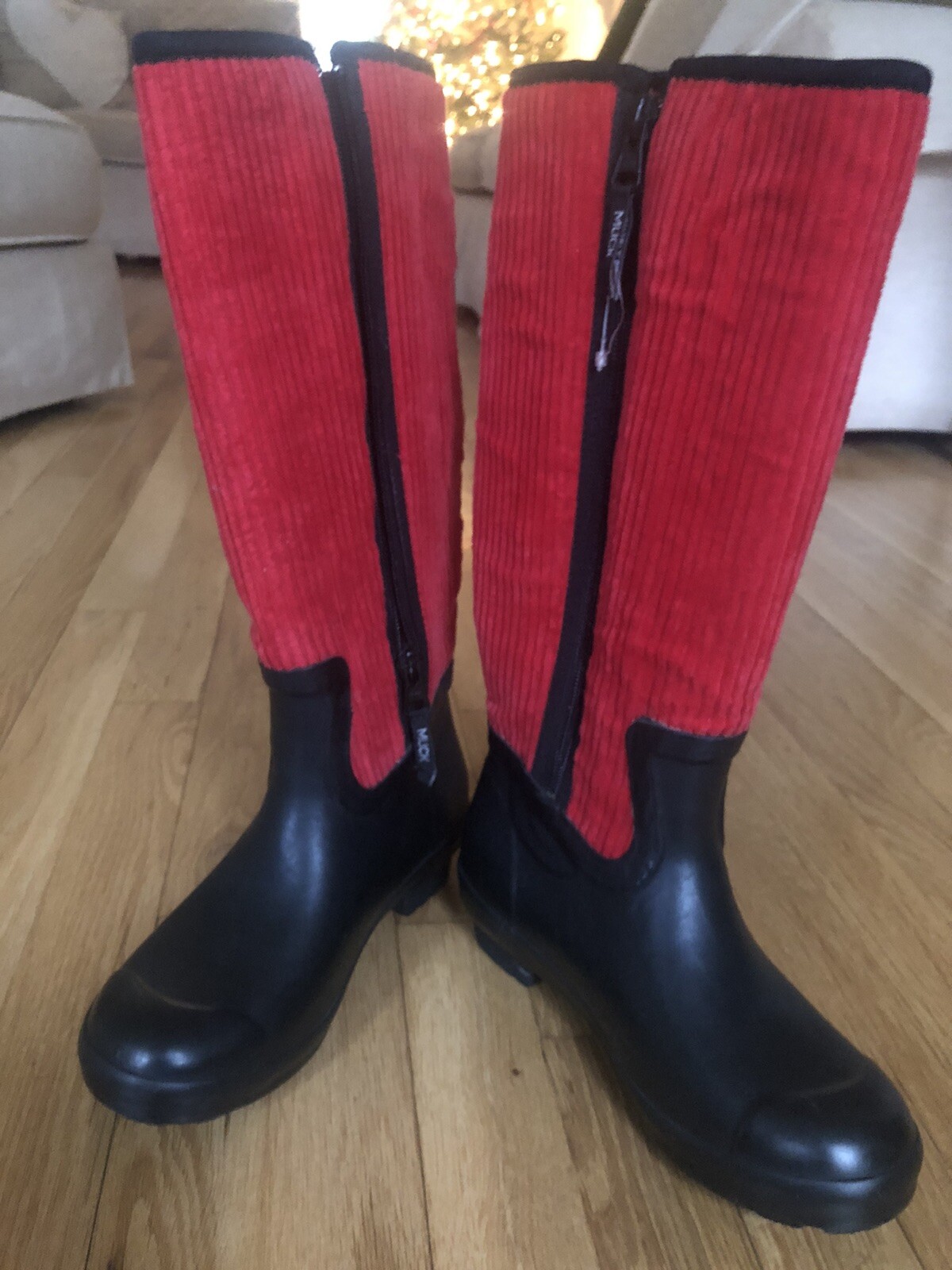 MUCK BOOTS Rare Women's Tall Black Rubber/Red Corduroy Boots Size 5-5.5