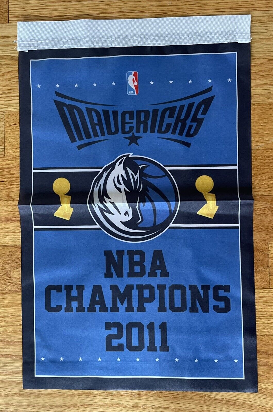 Dallas Mavericks 2011 NBA Champions Banner/Flag 18.5 x 11.5