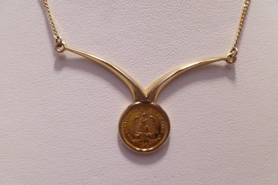 Vintage 1945 DOS PESOS 22K GOLD COIN 
