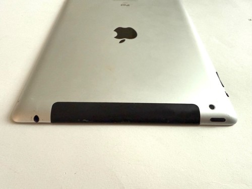 Apple iPad 2 - 64GB WLAN + SIM (9,7 Zoll) - Silber - Erstbesitz - Bild 6 von 8