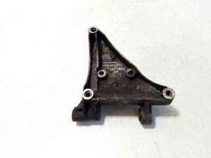 AUDI A4 Avant 8E5, B6 Klimakompressorhalterung 059260885F 2.5 Diesel 32183578