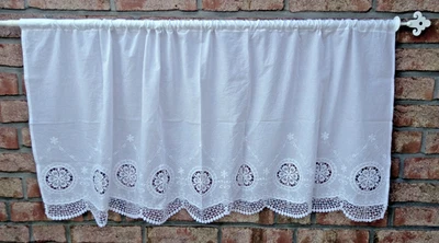 Hochwertige Scheibengardine mit Stickerei 100%Baumwolle Landhaus Shabby  - Bild 1 von 3