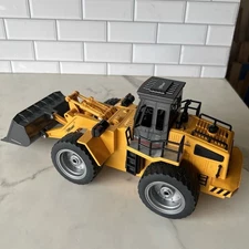 Top Race Tractor Bulldozer Front Loader TR-1136 RC Vehicle Only EUC Metal