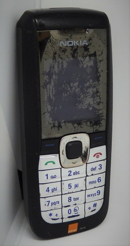 Nokia 2610 Mobile Phone SPARES or REPAIR BROKEN,Black,View Listing And Pictures - Picture 4 of 10