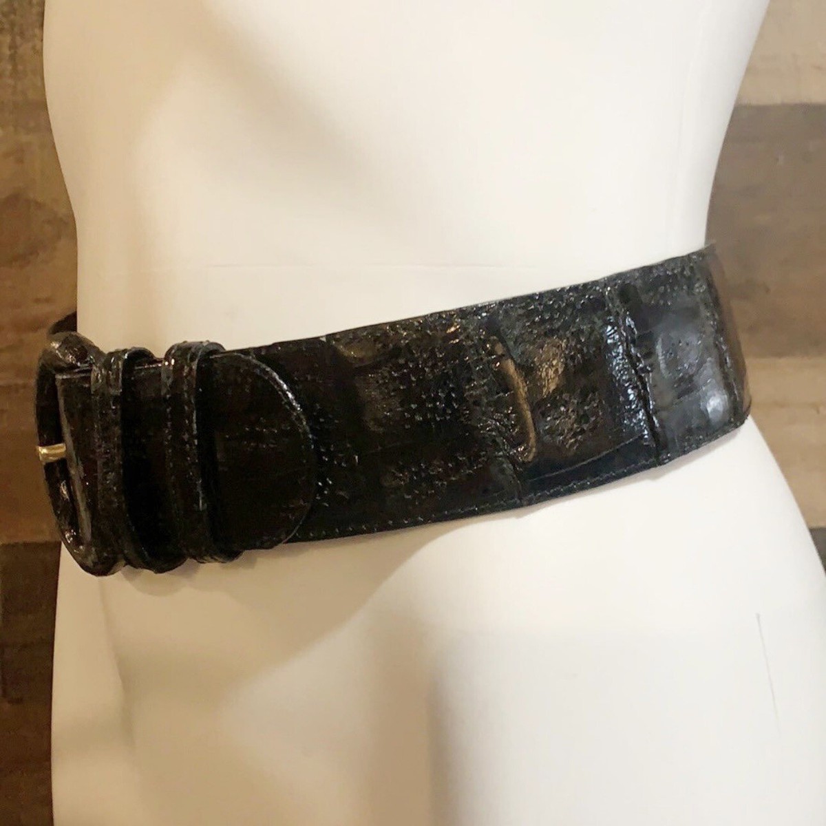 Vintage Henri Bendel Crocodile Brown Belt Henri Bendel Black Crocodile Leather Vintage Statement Belt  main image 3