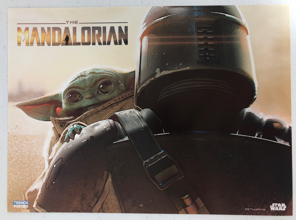 スターウォーズ　THE MANDALORIAN ポスター Amazon.co.jp: スター・ウォーズ:マンダロリアンポスター ライト