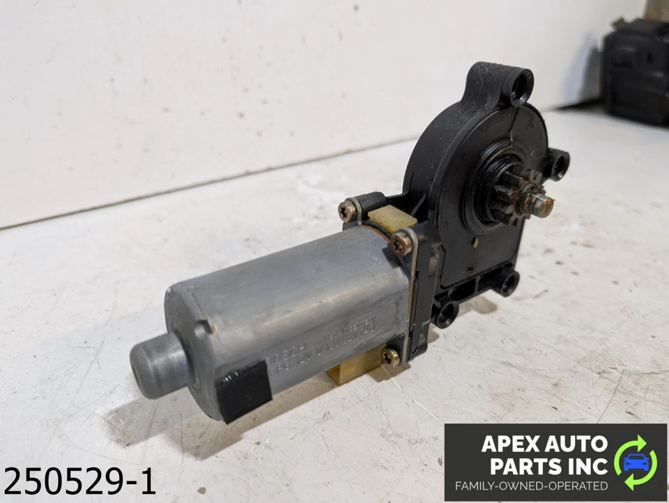 Motor de ventana eléctrica puerta trasera delantera pasajero Volvo S70 1998-2000 OEM 2,4 L Foto 3 de 4