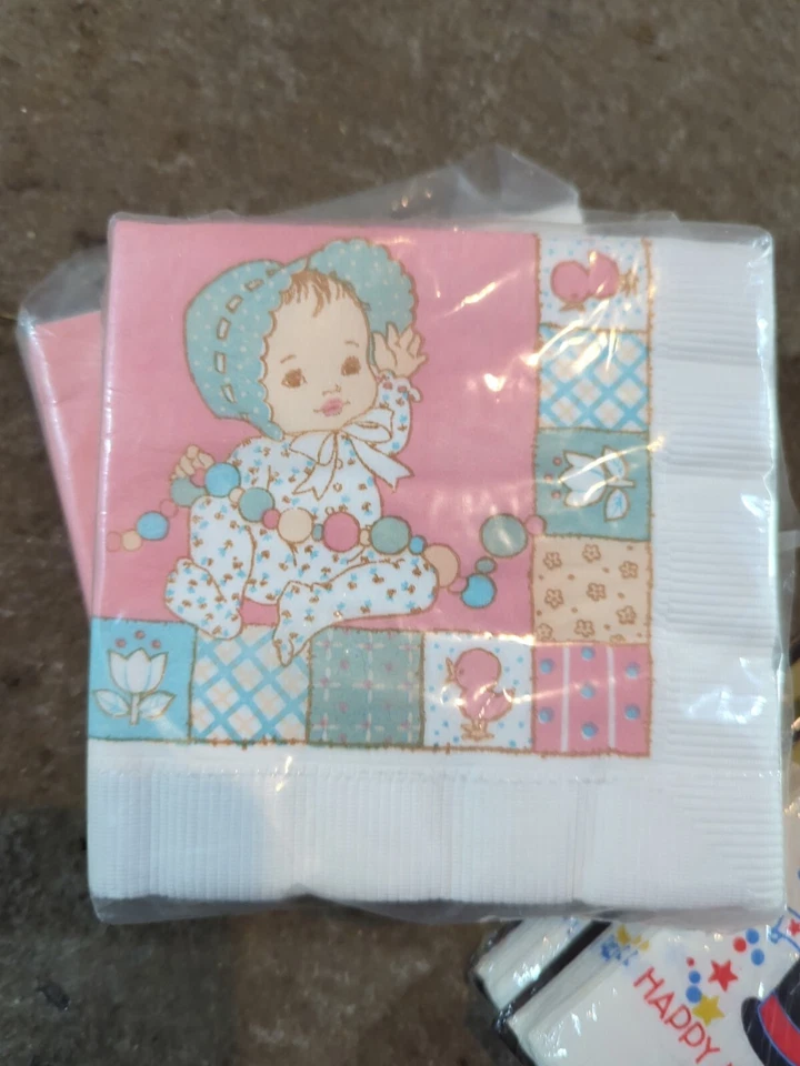 Servilletas de fiesta de baby shower rosa vintage de 20 unidades American Greetings paquetes de 2 Foto 3 de 3
