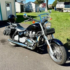 For Triumph Bonneville America Speedmaster 18"x16" Windshield 7/8" 1" Handlebar