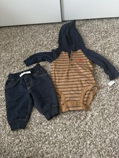 Carter's 2-Piece Hooded Striped Long Sleeve Bodysuit  Pants Set 3M