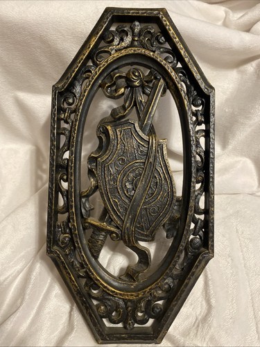 VTG Medieval Homco MCM Set (3) Plastic Wall Plaques Spanish Antique Gold 1968 - Picture 2 of 9