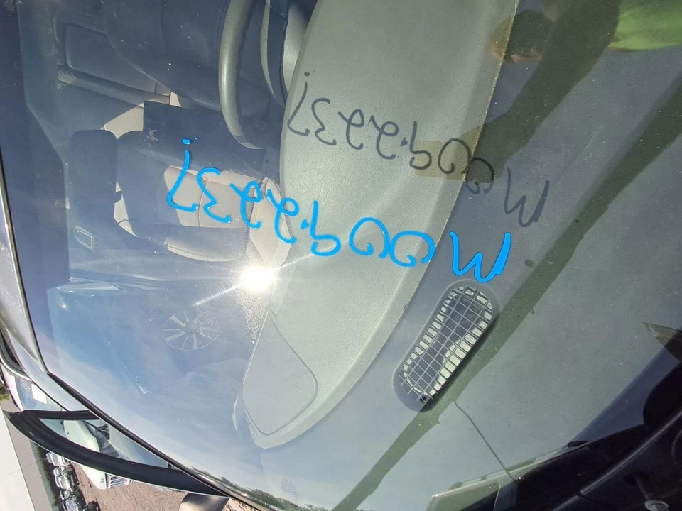 Chrysler Sebring 2005 conjunto de bomba de combustible 2,4 L usado fabricante de equipos originales 109 k millas Foto 2 de 4