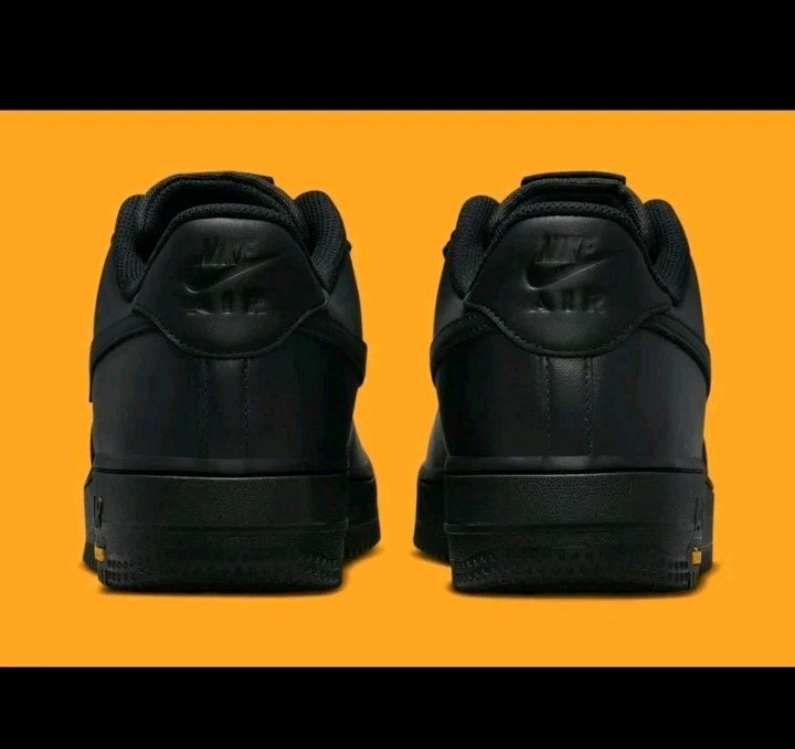 Size 8 - Nike Air Force 1 GORE-TEX Vibram Low Black Speed Yellow