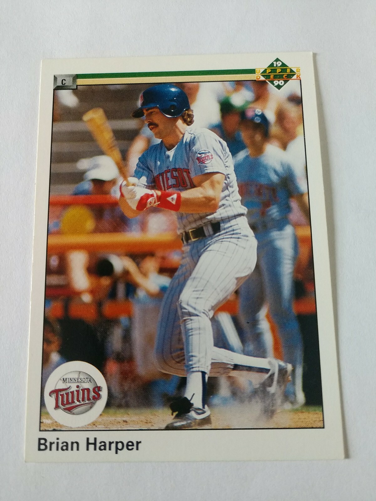 1990 Upper Deck Minnesota Twins Baseball Card #391 Brian Harper