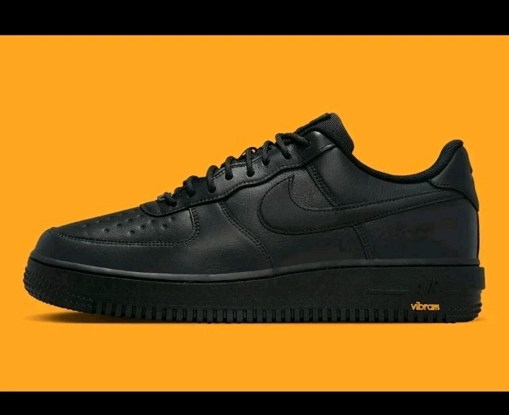 Size 8 - Nike Air Force 1 GORE-TEX Vibram Low Black Speed Yellow