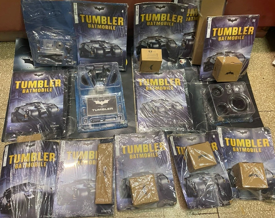 BATMAN TUMBLER BATMOBILE 1/8 THE DARK KNIGHT  HACHETTE. LOTTO PRIME 12 USCITE - Immagine 3 di 4