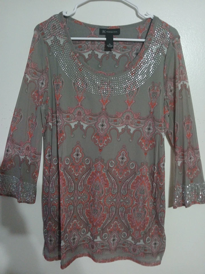 Blusas de cachemira gris/rosa con estrás INC International para mujer talla XL Foto 2 de 4