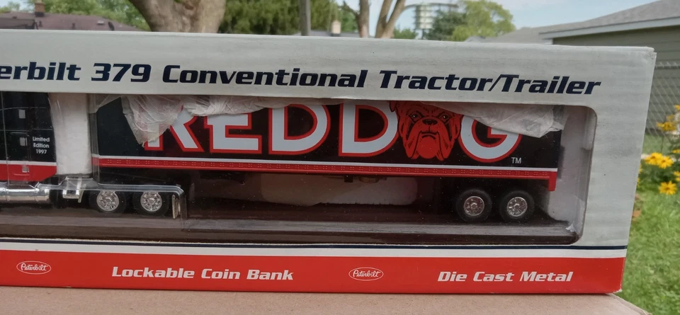 Red Dog LIBERTY CLASSICS Spec Cast Semi Tractor Trailer 1:64 Die-Cast 1997. - Image 3 of 4