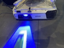 EPSON H730B  Projector 